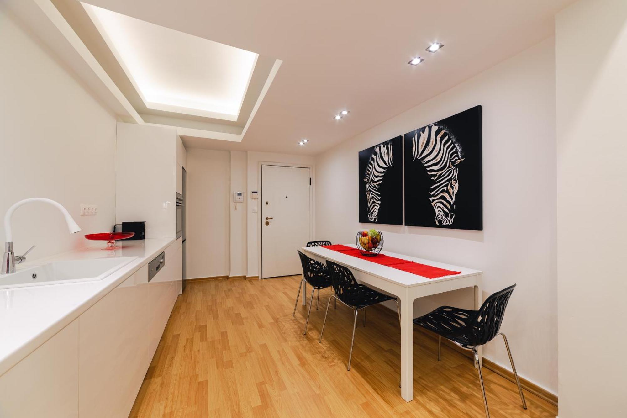 D9 Center Of Glyfada Apartment Атина Екстериор снимка
