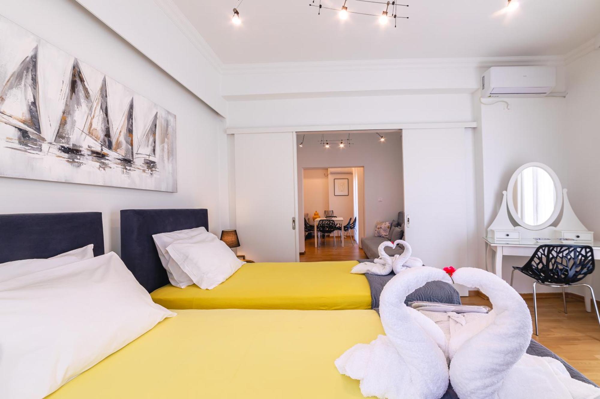 D9 Center Of Glyfada Apartment Атина Екстериор снимка