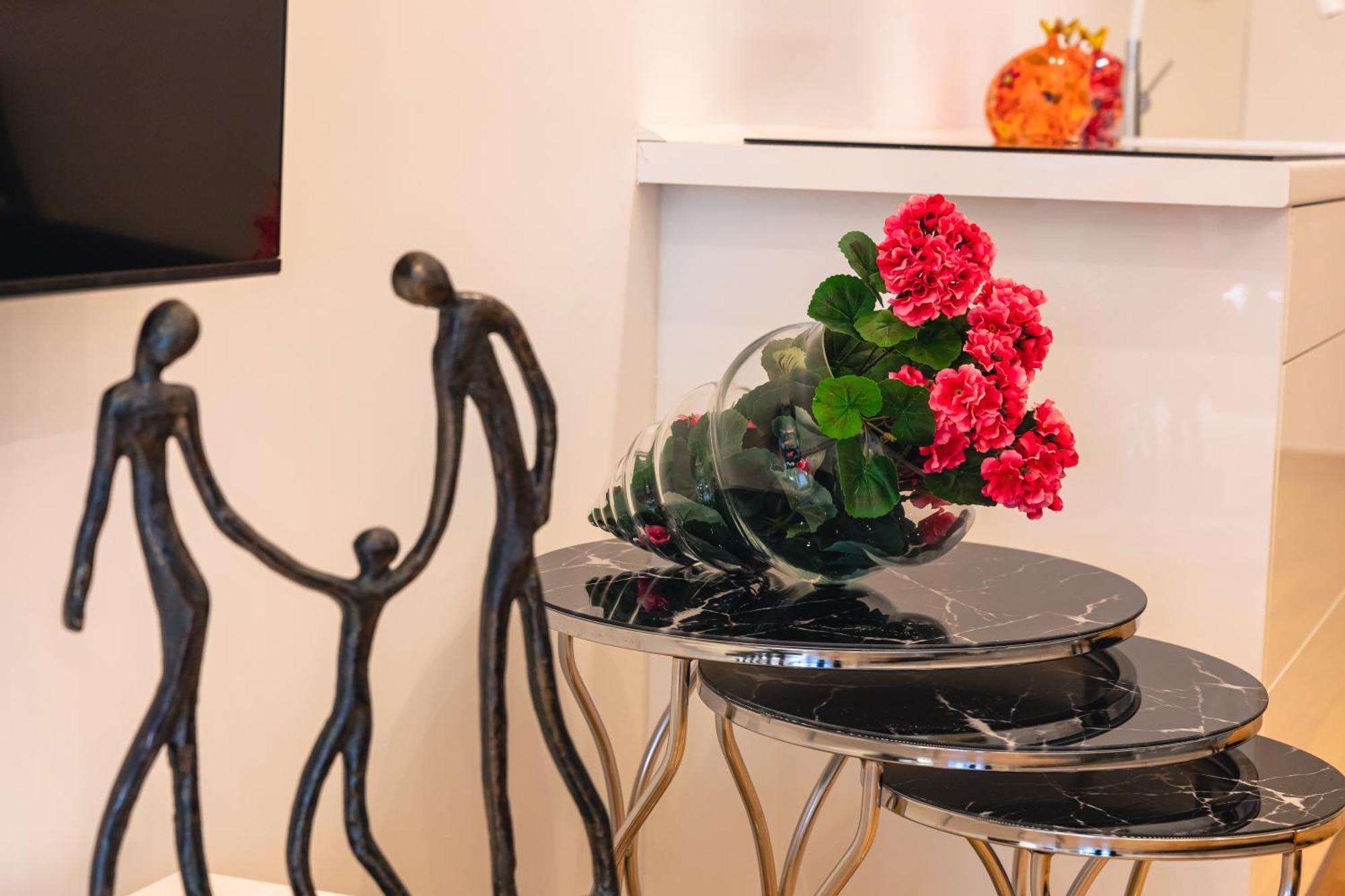 D9 Center Of Glyfada Apartment Атина Екстериор снимка