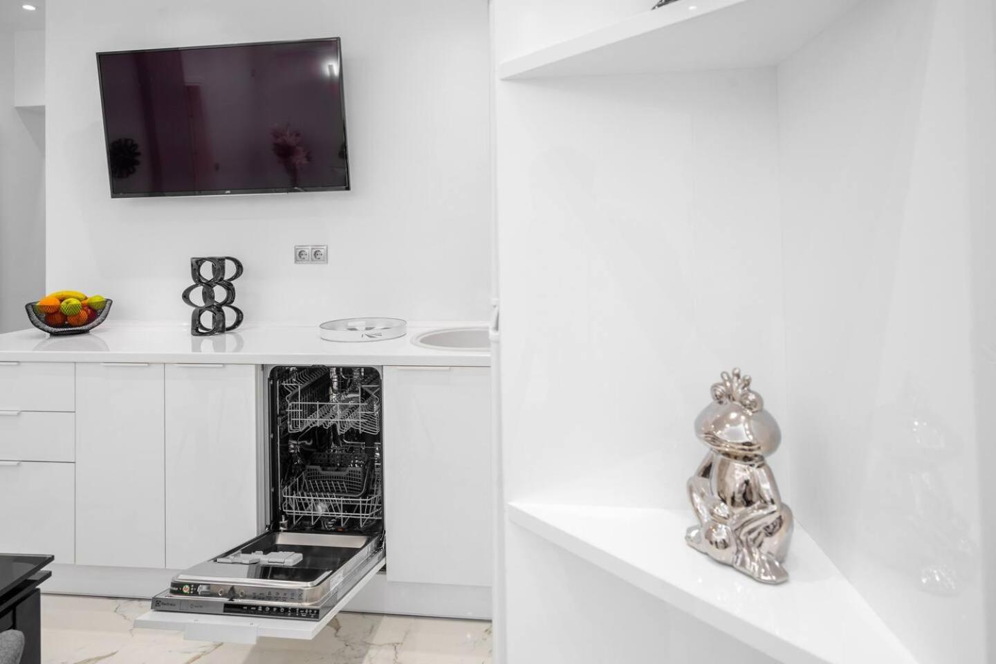 D9 Center Of Glyfada Apartment Атина Екстериор снимка